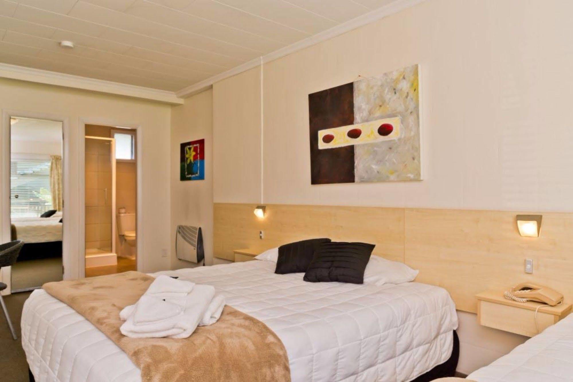 Picton Accommodation Gateway Motel Esterno foto